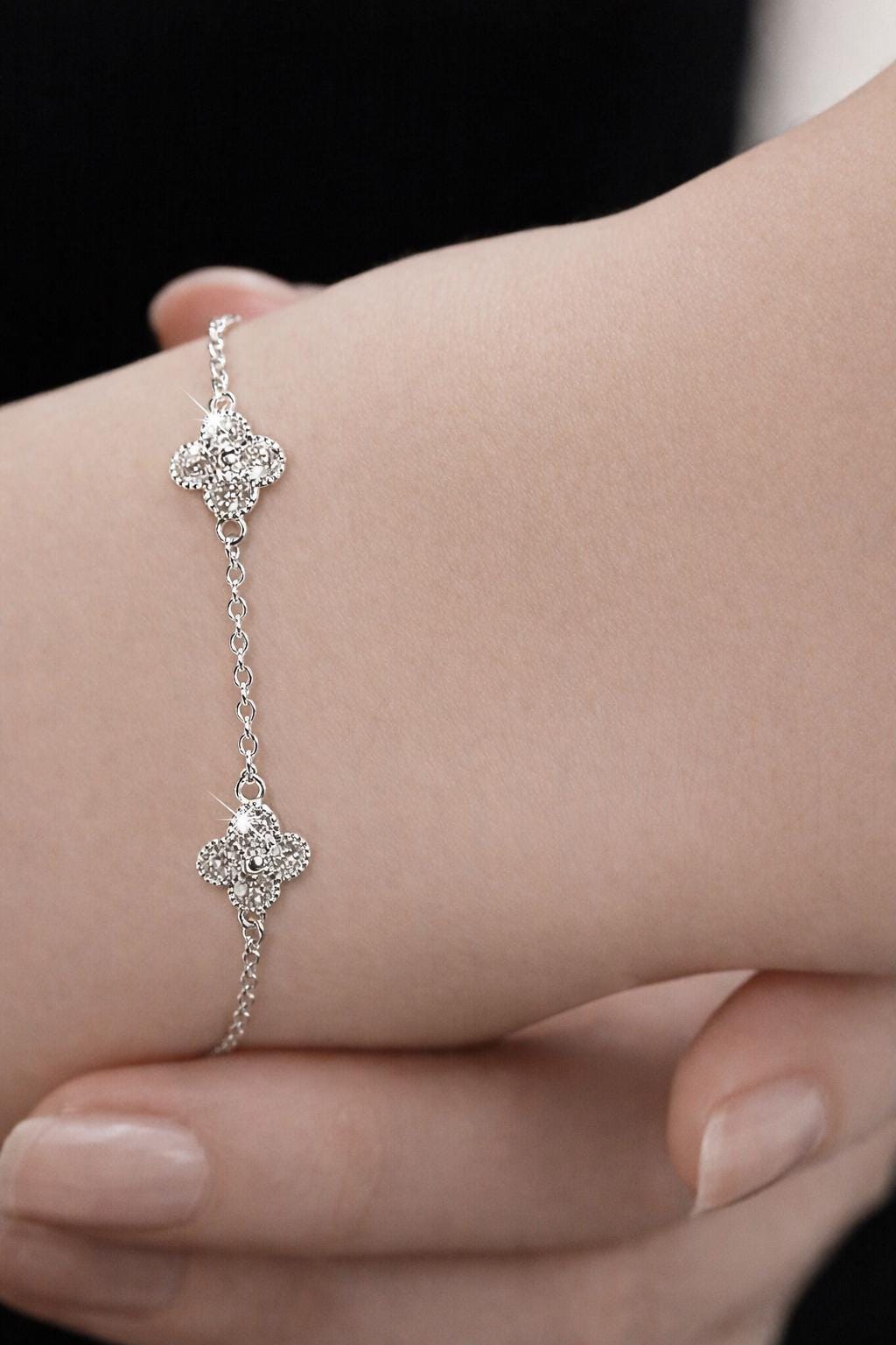 S925 Sterling Silver Four Leaf Clover Bracelet, Micro-inlaid Sparkling Stones, Minimalist Everyday Jewelry