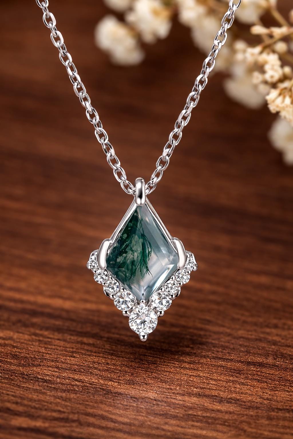925 Sterling Silver Green Agate Rhombus Pendant Necklace, Elegant Minimalist Jewelry