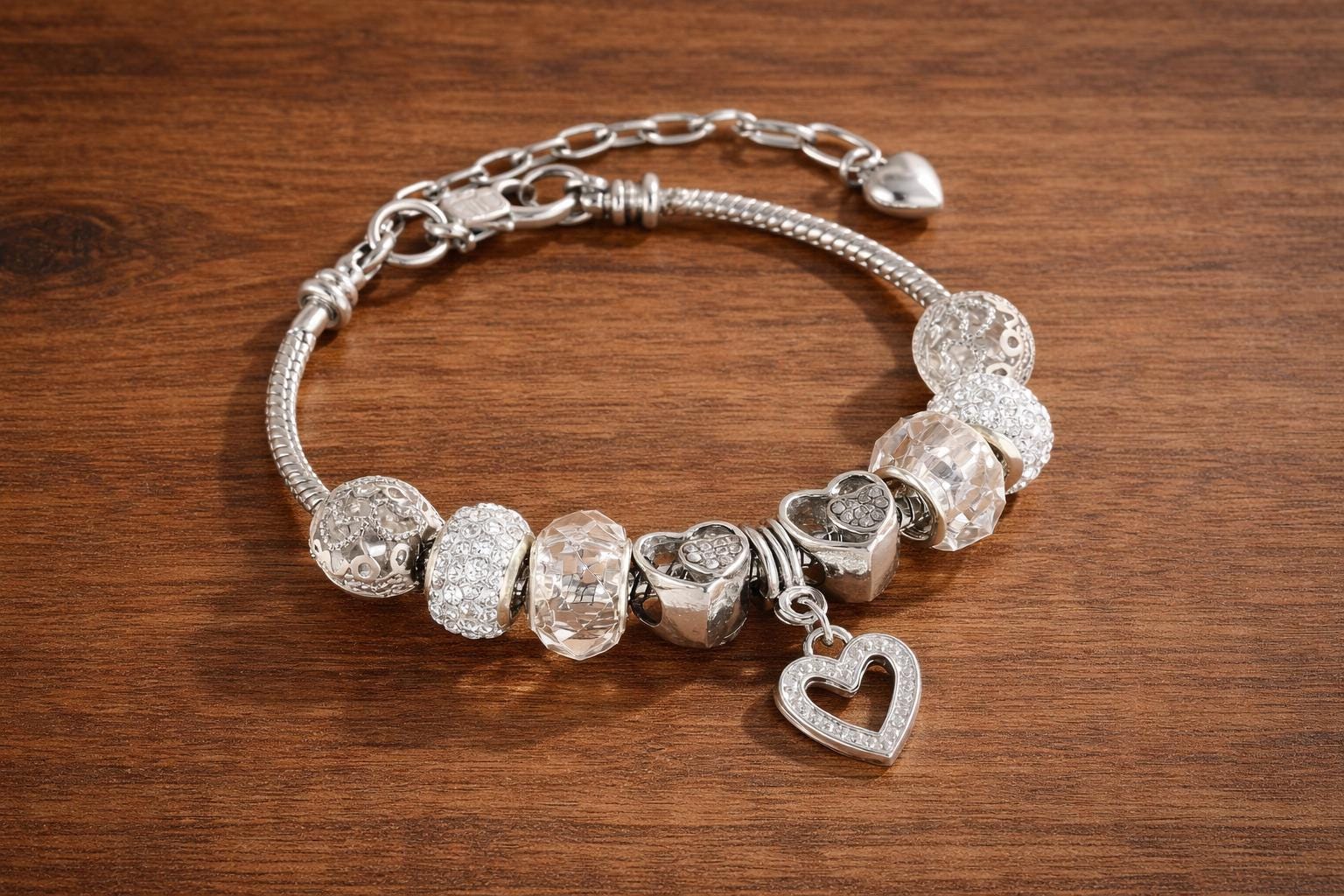 Heart Charm Bangle Bracelet, Natural Fresh Style, Adjustable Women's Jewelry