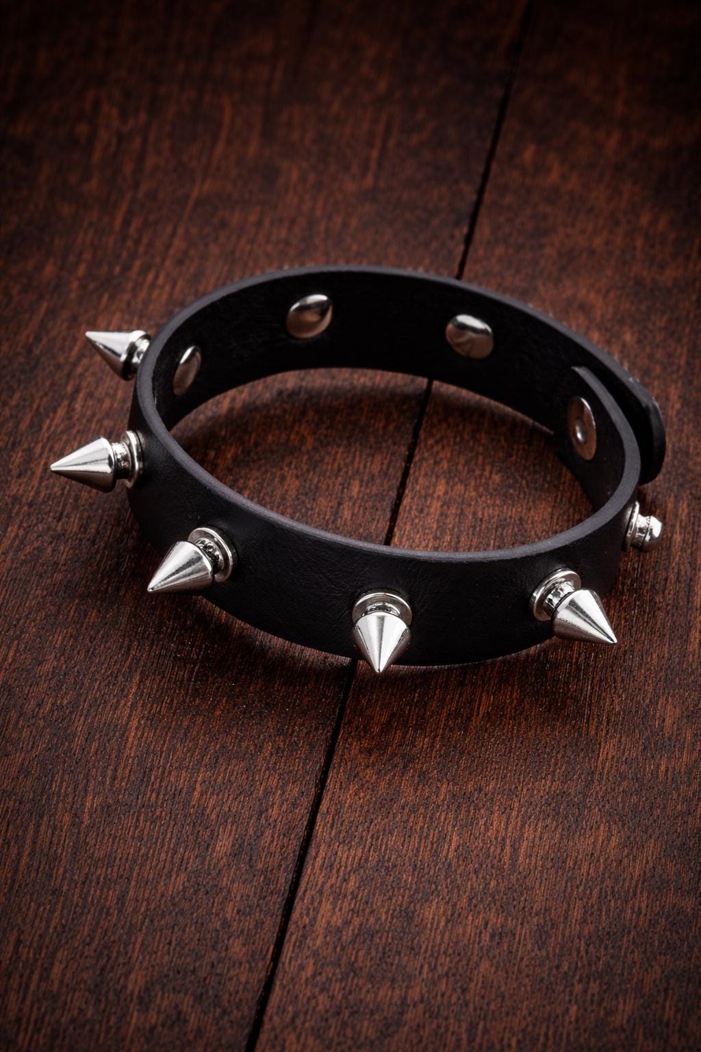 Punk Spiked Leather Bracelet – Rock Hip Hop Studded Cuff, Unisex Gothic Wristband Gift